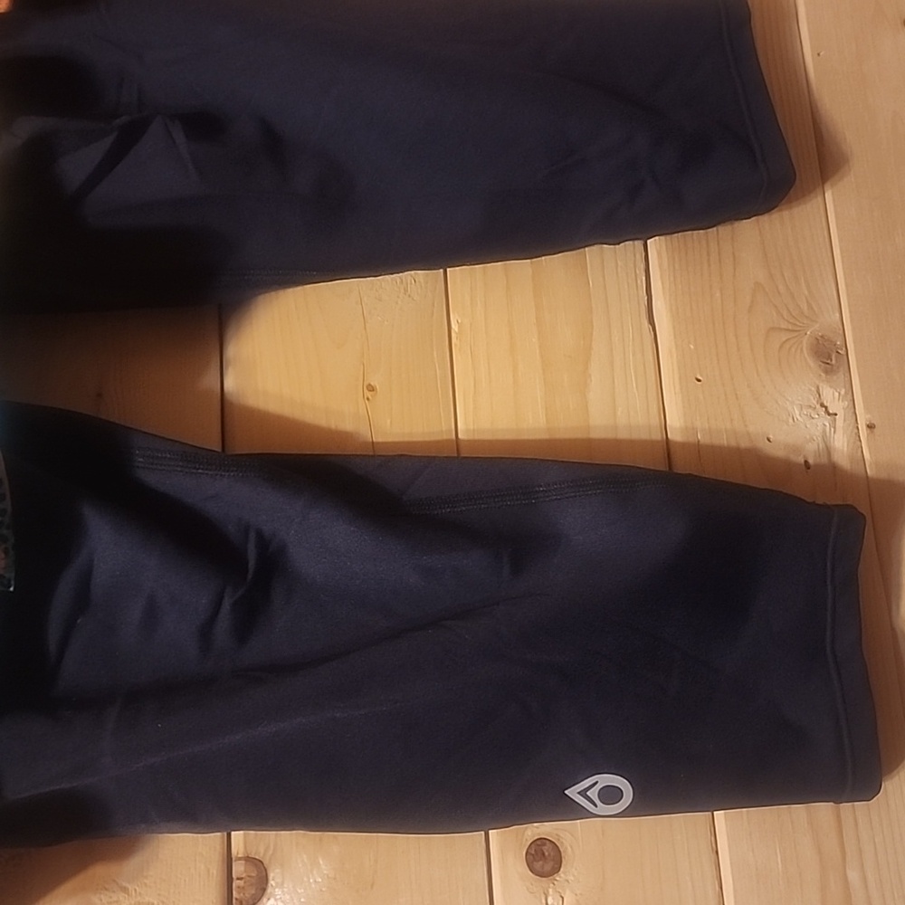 DonaJo Love Skirted Leggings Size 1 Amaryllis POCKETS UNDER SKIRT :) - Picture 6 of 7
